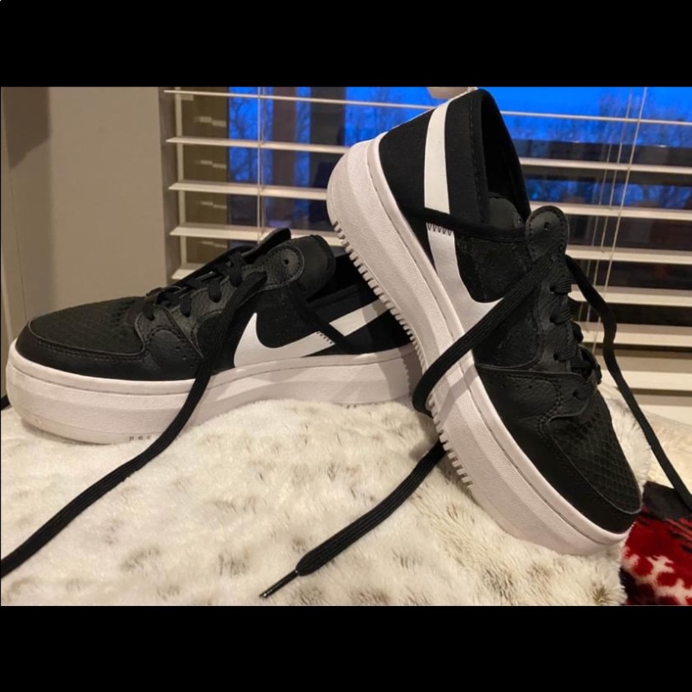 Nike